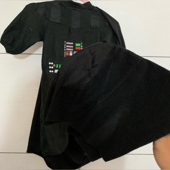 Toddler Darth Vader costume with upgraded cape - Picture 3 of 6